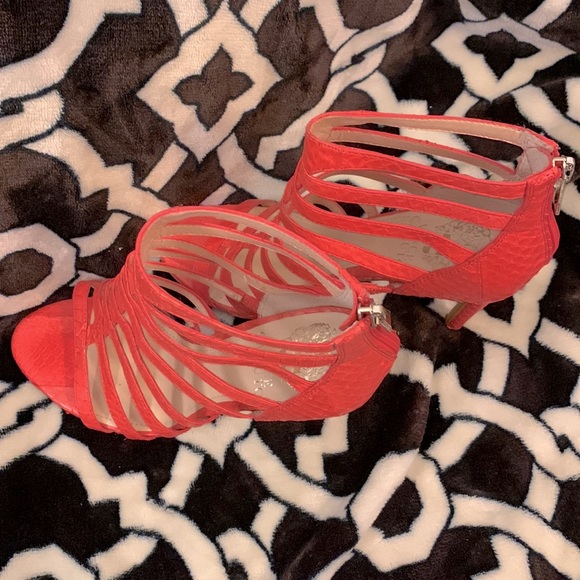 ▫️VINCE CAMUTO▫️caged heels - Picture 11 of 11